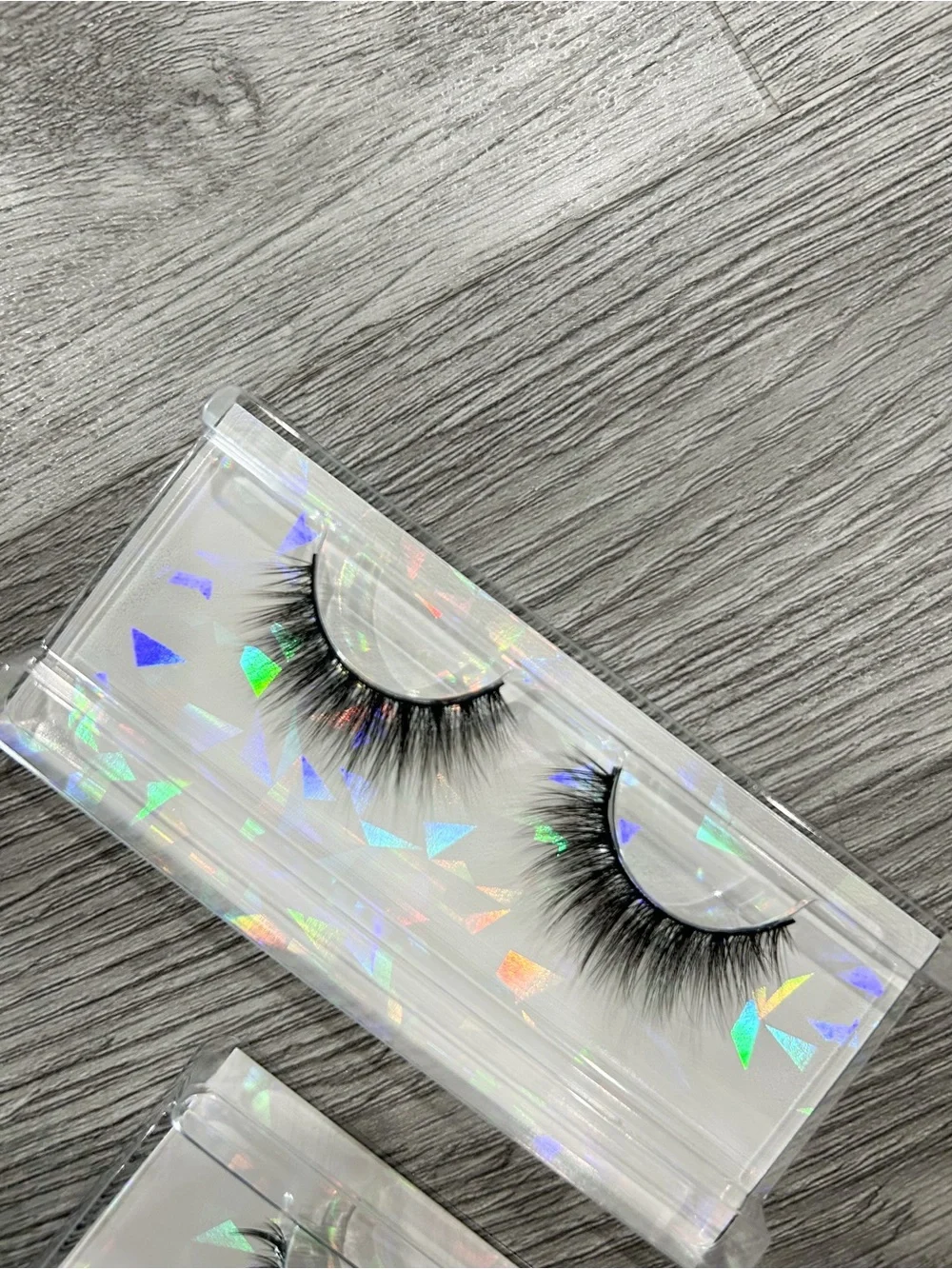 Ioni Dolly's Adventure Multi-Color Wispy Faux Mink Lashes